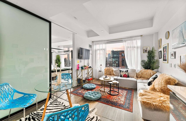 Charming Luxe One-Bedroom Retreat in the South End!