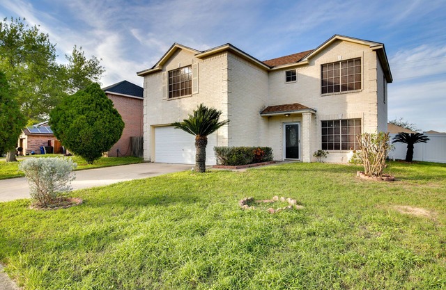 Charming McAllen Rental Home w/ Private Backyard!