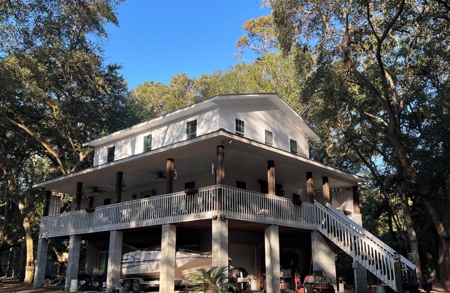 Charming Mid/Long Term Rental , Fast Fiber Internet, Big Covered porch, 3bdrm