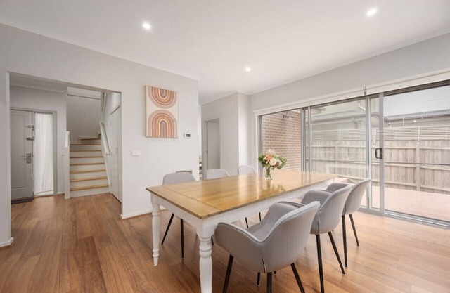 Charming & Modern Mountain View Townhouse