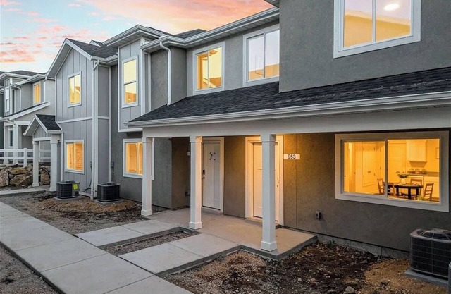 🏔 Charming Mountain Retreat in the Heart of Heber City Back Side of Park City