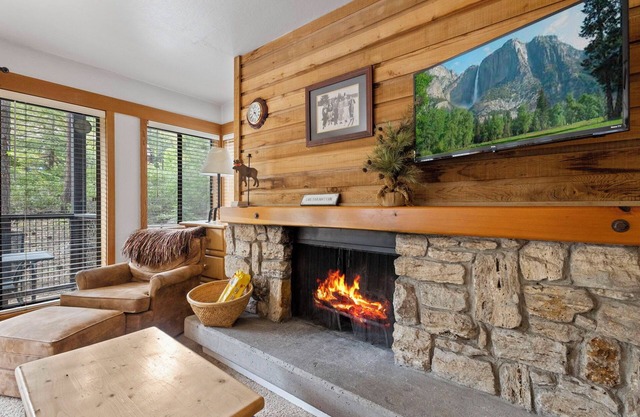Charming Mtn Chalet (Studio), near lake & ski