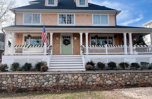 Charming Old Greenwich Beach House