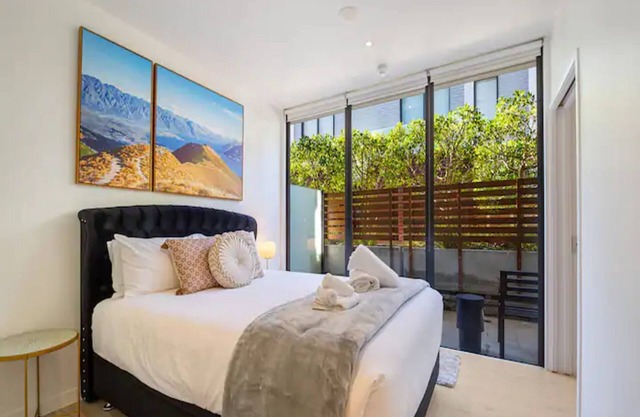 Charming One-Bedroom Apartment In Wynyard Quarter