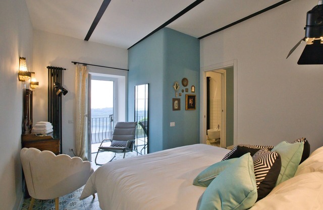 Encantador apartamento de una habitación en la deliciosa Nemi con vista al lago