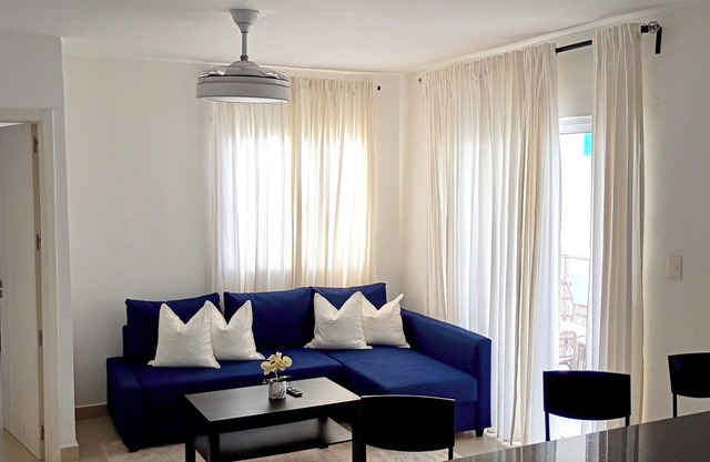 Charming 2-bedroom apartment with WiFi, AC in lovely Punta Cana