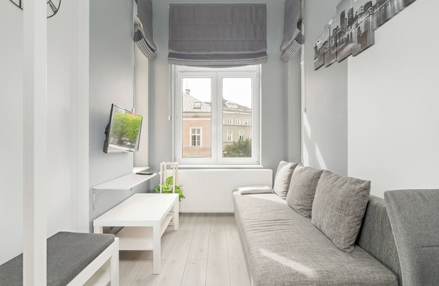 Charming Poznan Center Studio by Renters