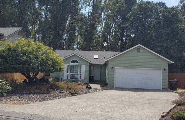 Charming 2-bedroom house with WiFi, AC in enchanting Columbia City