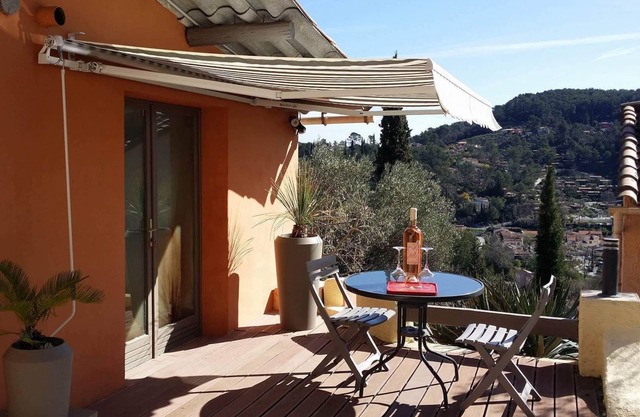 Encantador estudio provenzal pueblo Var Côte d'Azur bien ubicado