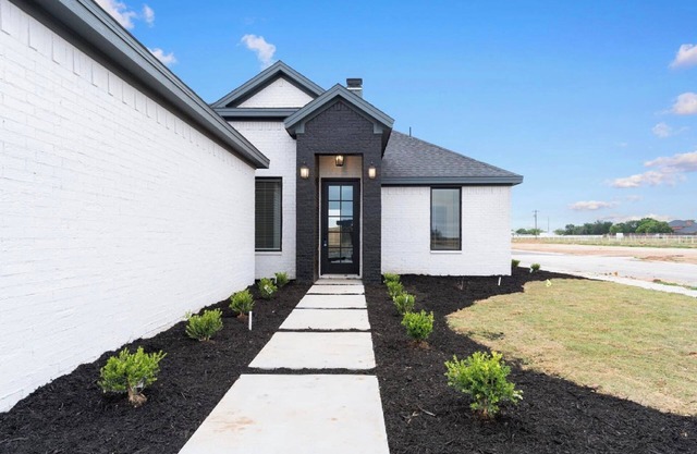 Charming ranch house in delightful Lubbock