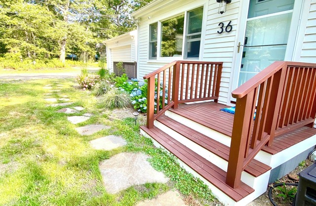 Charming Recently Renovated 3-Bedroom Retreat