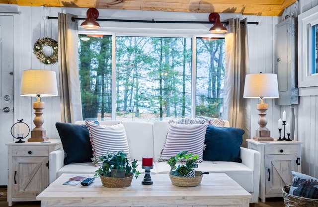 Charming Renovated Cabin with a Cottage vibe. Thus "The Cabbage"