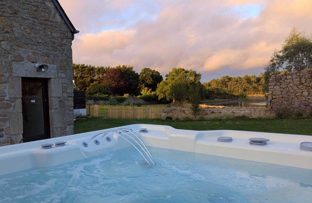 Charming renovated house with stunning river views and Spa - Pont l'Abbé