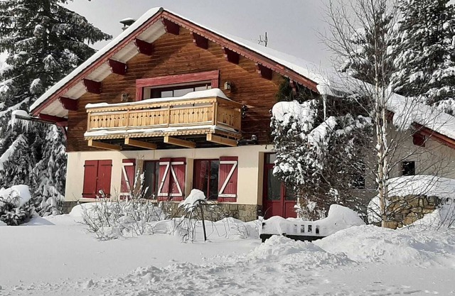 Encantador chalet en la estación de esquí en el Pirineo catalán
