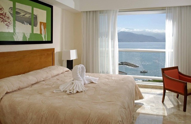 Charming resort in enchanting Puerto Vallarta with WiFi, AC