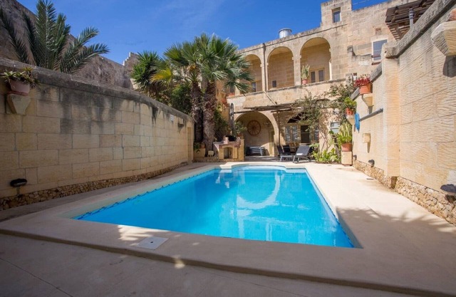Ta 'Nikola Farmhouse