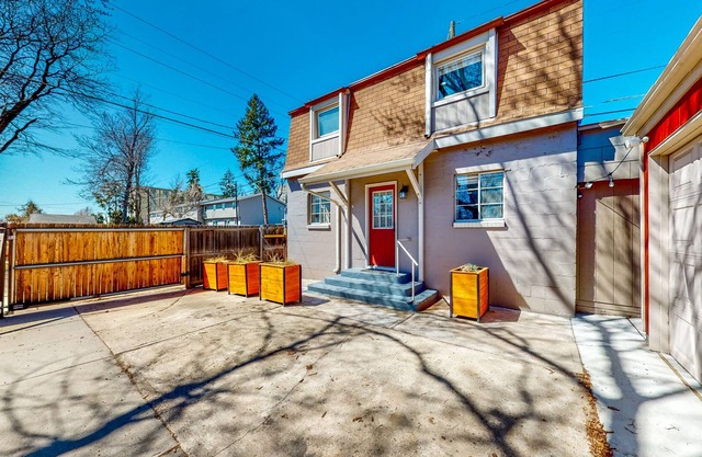 Charming Retreat - Fenced Yard - Dog-Friendly