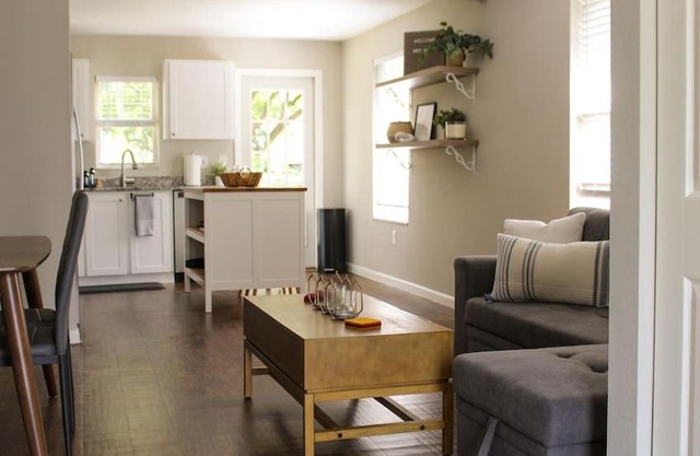 Charming Seminole Heights Stay