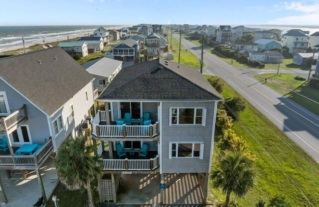 Charming & Spacious Home – Ocean Views, Family-Friendly, and Steps to the Beach