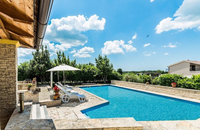 Encantadora villa espaciosa Ana con piscina privada