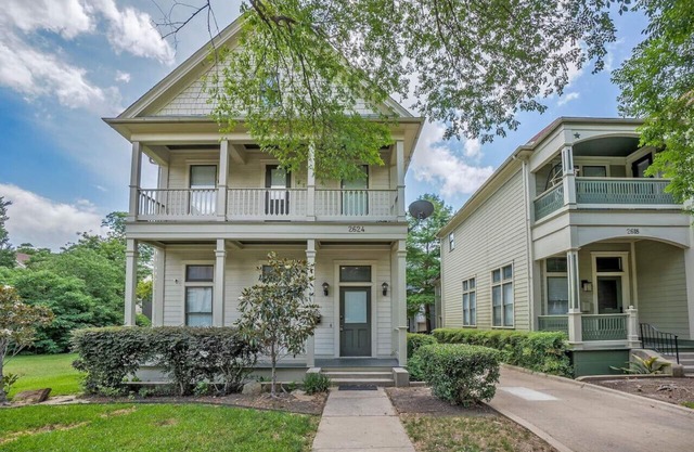 Charming State Thomas Home - Big Groups Welcome!