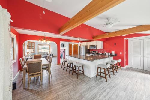 Charming Stowe Retreat with Mountain Views home