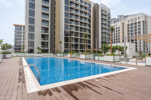 Charming Studio Apartment Perfect for 2 in Meydan