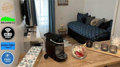 Charming studio in La Défense with free parking