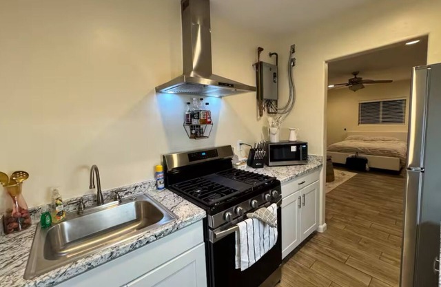 Charming studio in tranquil Marana with AC, WiFi