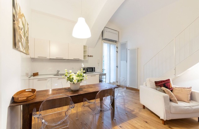 Charming Studio near Piazza Castello