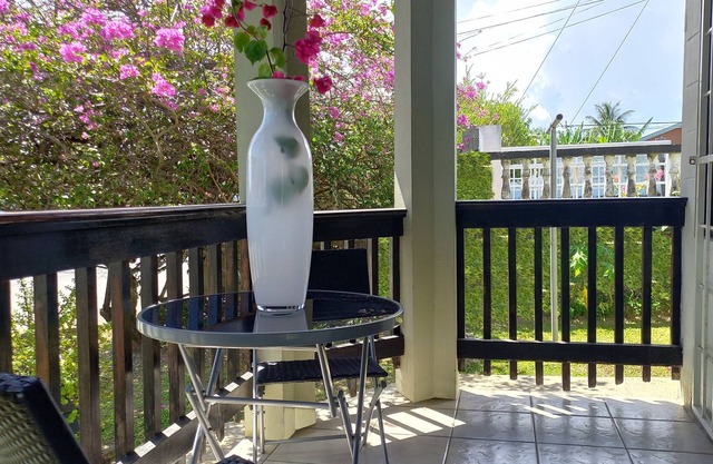 Charming Studio, free WiFi & parking, near beaches