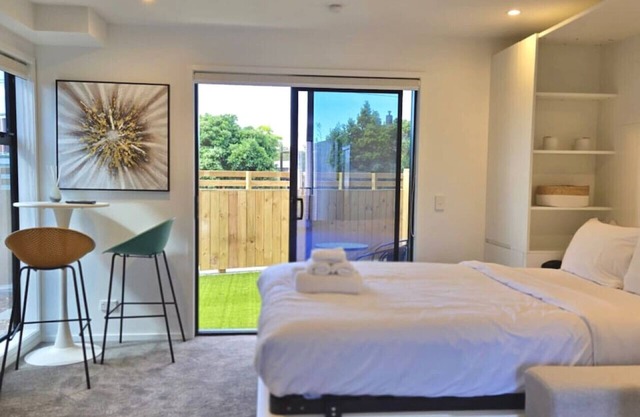 Charming Sunnyvale Studio