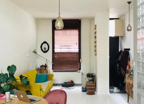 Charming town house with 1 bedroom-Sunny Roof terrace