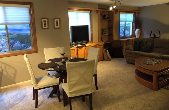 Charming townhome private basement, large living area with many amenities
