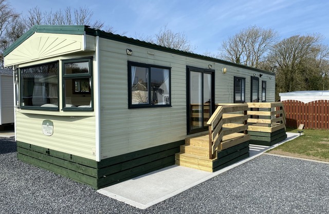 Charming two bedroom static caravan in whithorn