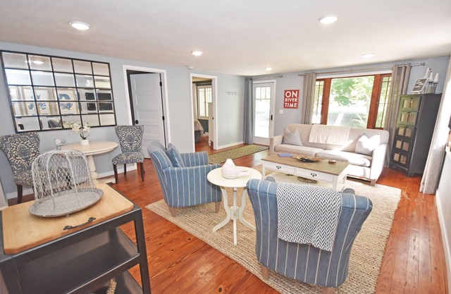Charming, Updated Home in the Heart of Downtown Glen Arbor!