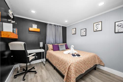 Charming Urban Studio Near Rice University & Museum District