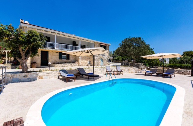 Charming Villa above Rethymno Family Friendly