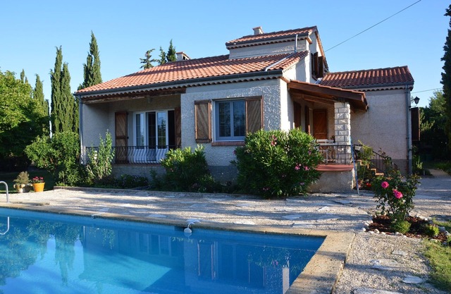 Encantadora villa para 8 personas cerca de Gorges du Verdon y Lac de Ste Croix