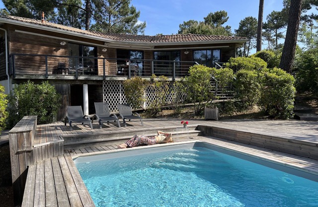 VILLA CON ENCANTO EN MADERA Cap-Ferret