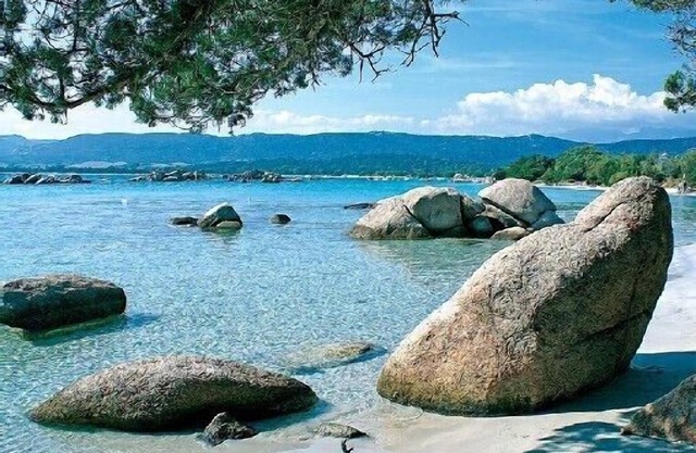 Encantadora villa *** con vista al mar golfo de santa giulia
