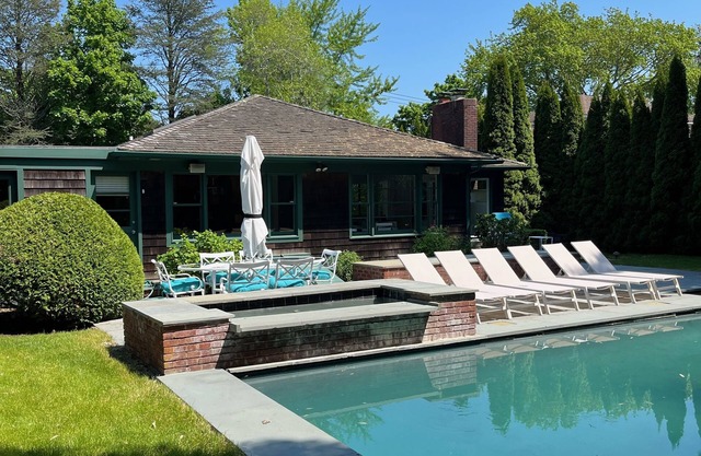 Charming Village home in the heart of Southampton