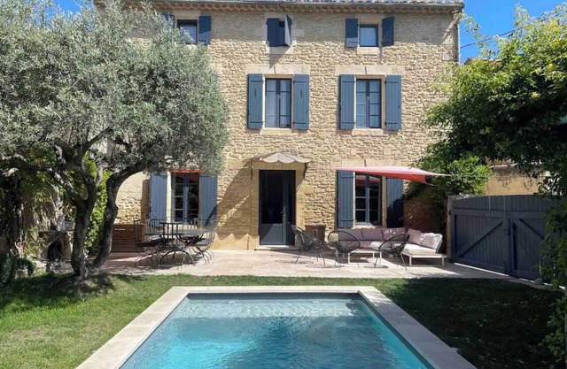 Charming village house & pool in Provence