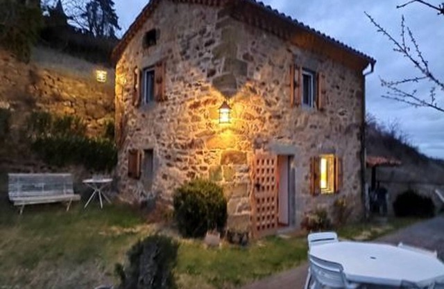 Encantadora casa de viña con gran terraza para parejas