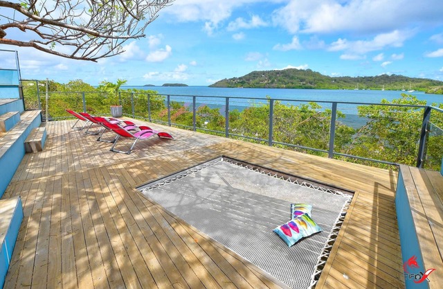 Encantadora villa frente al mar, etiquetada "4 * turismo amueblado"