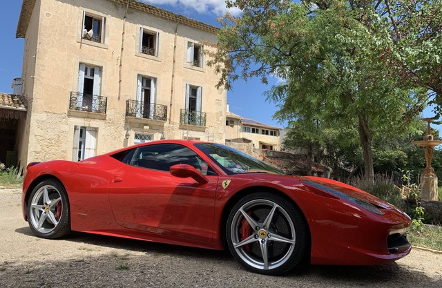 Chateau in South France, large gardens, outdoor summer heaven for families.