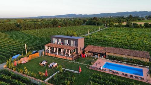 Chateau Resse