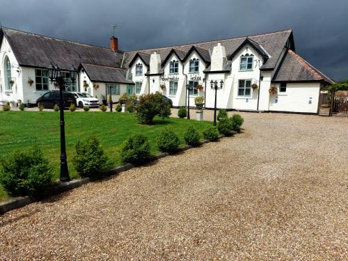 Chatterley House