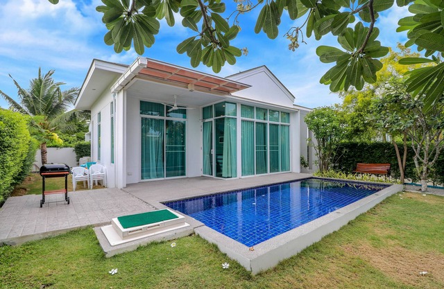 Chaum Haus Pool Villa
