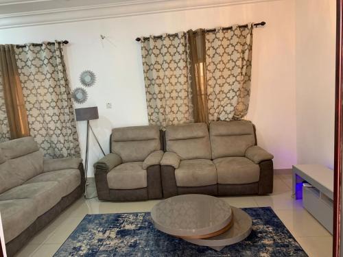 Cheerful 3 bedroom bungalow, Fatty Boulevard